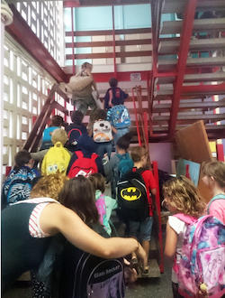 Inici de Curs - Escola Sagrada Família 2017 Inici de Curs - Escola Sagrada Família 2017